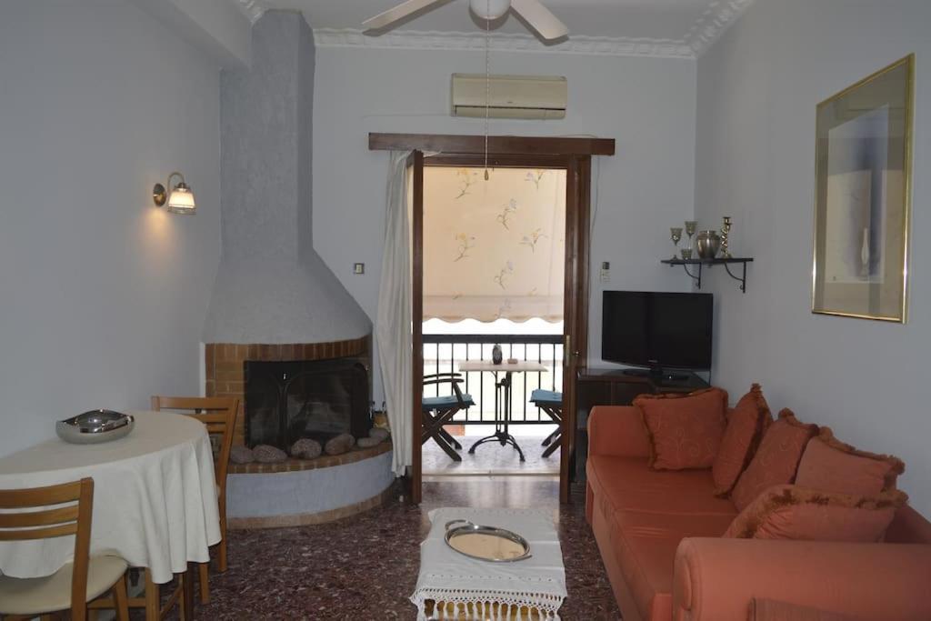 Katerina'S Apartment Epidaurus Exterior photo